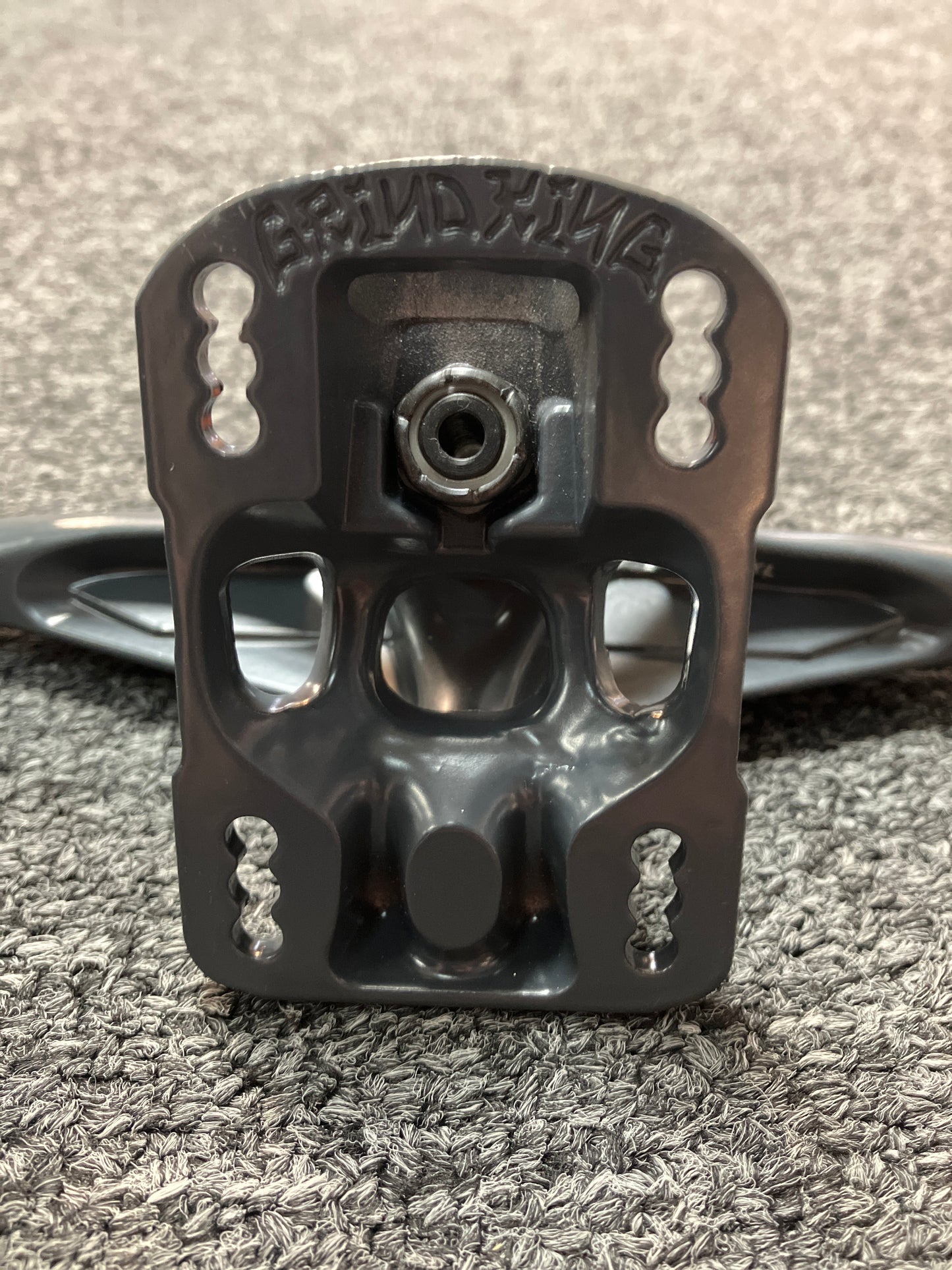 Grind King Locker Trucks Battleship Grey