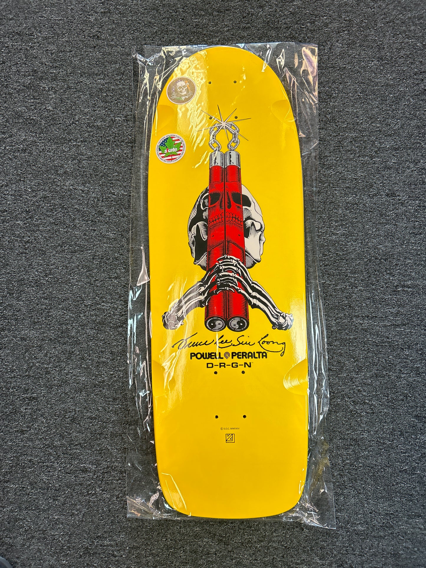 Powell Peralta 10.0 deck Bruce Lee Skull & numchucks