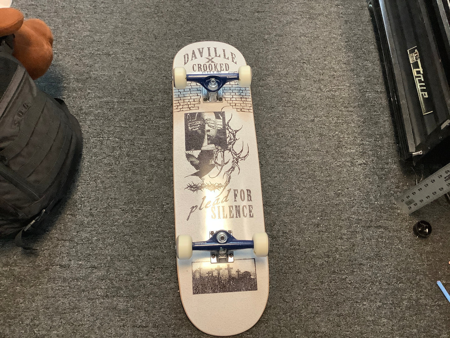 Daville Shop Deck Complete Crooked Cult 8.75