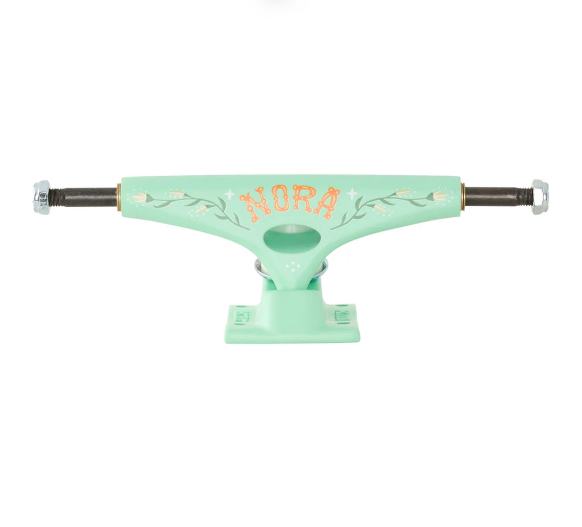 Krux 8.0 K5 Pro Trucks Nora by Lori D