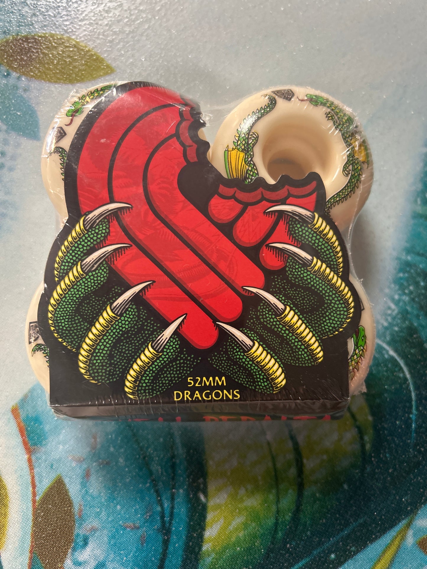 Powell Peralta 52mm Dragon Formula 93A off white 52x31mm