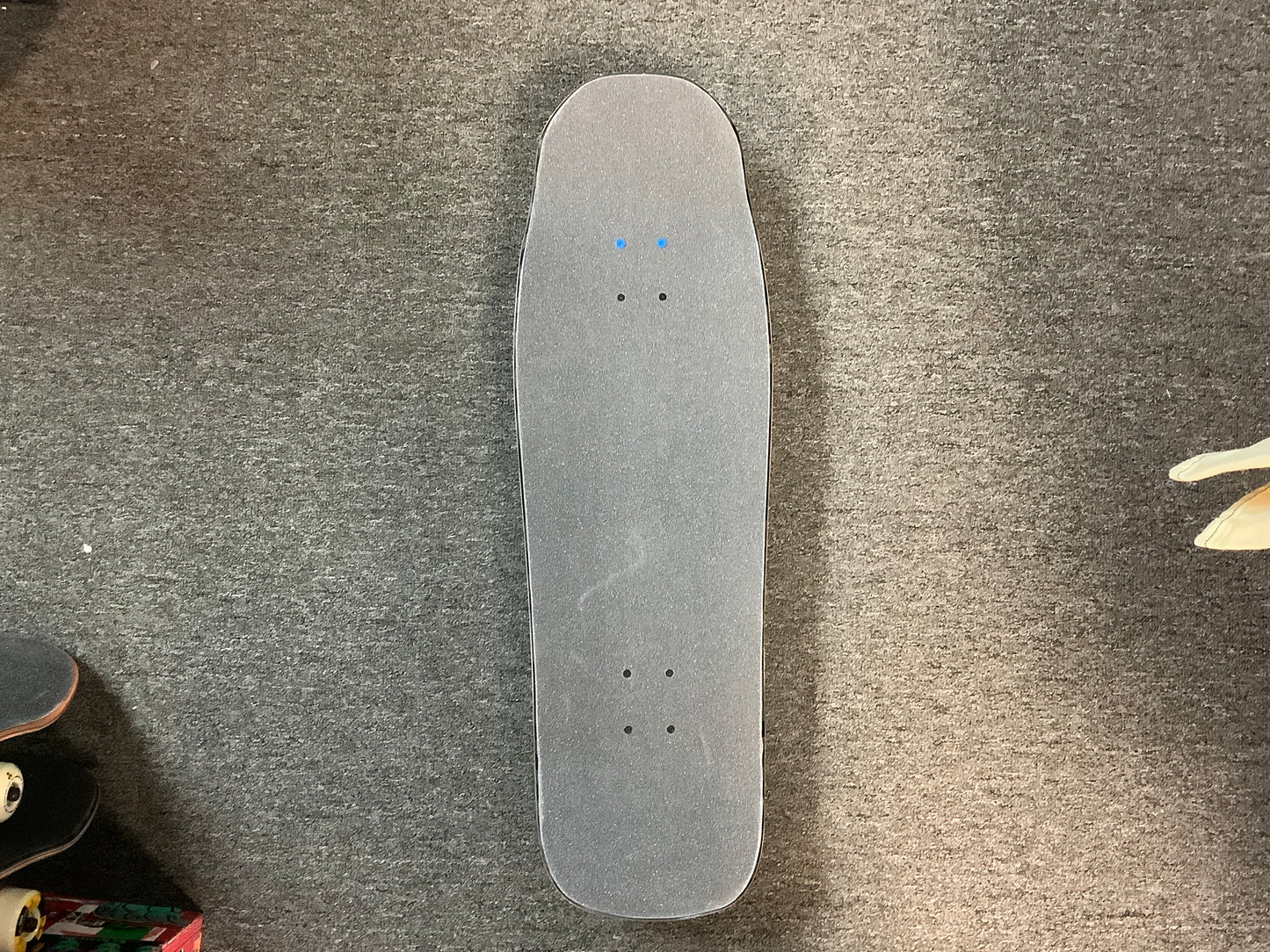 Madness cruiser complete skateboard 10”