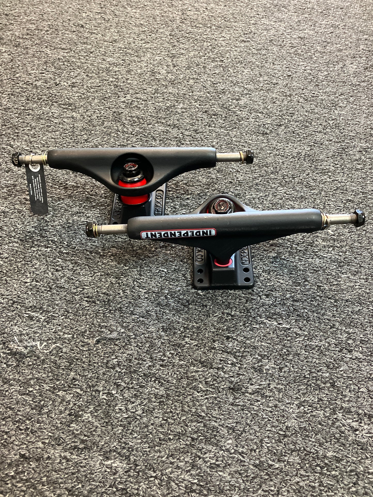 Independent 159 Trucks Flat Black Bar Logo