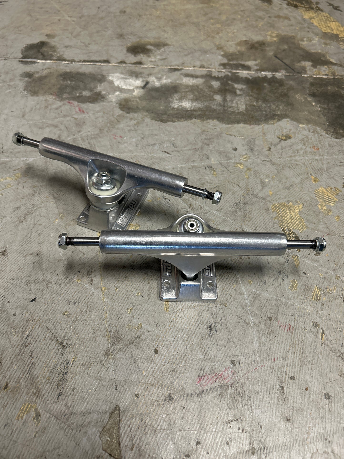 Slappy 8.75 ST1 Hollow Classic Polished Trucks
