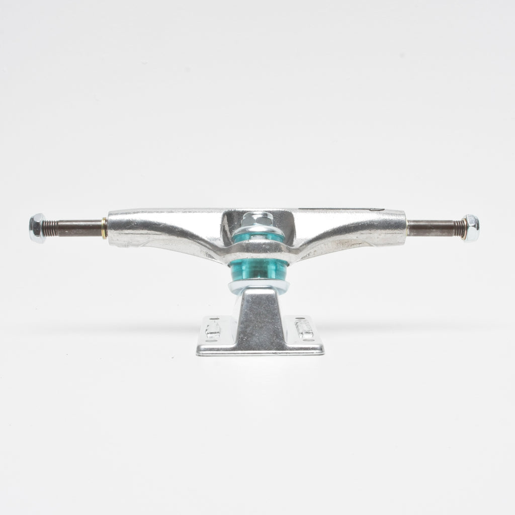 Thunder 147 Hollow Lights Polished II Trucks - Forged Baseplate