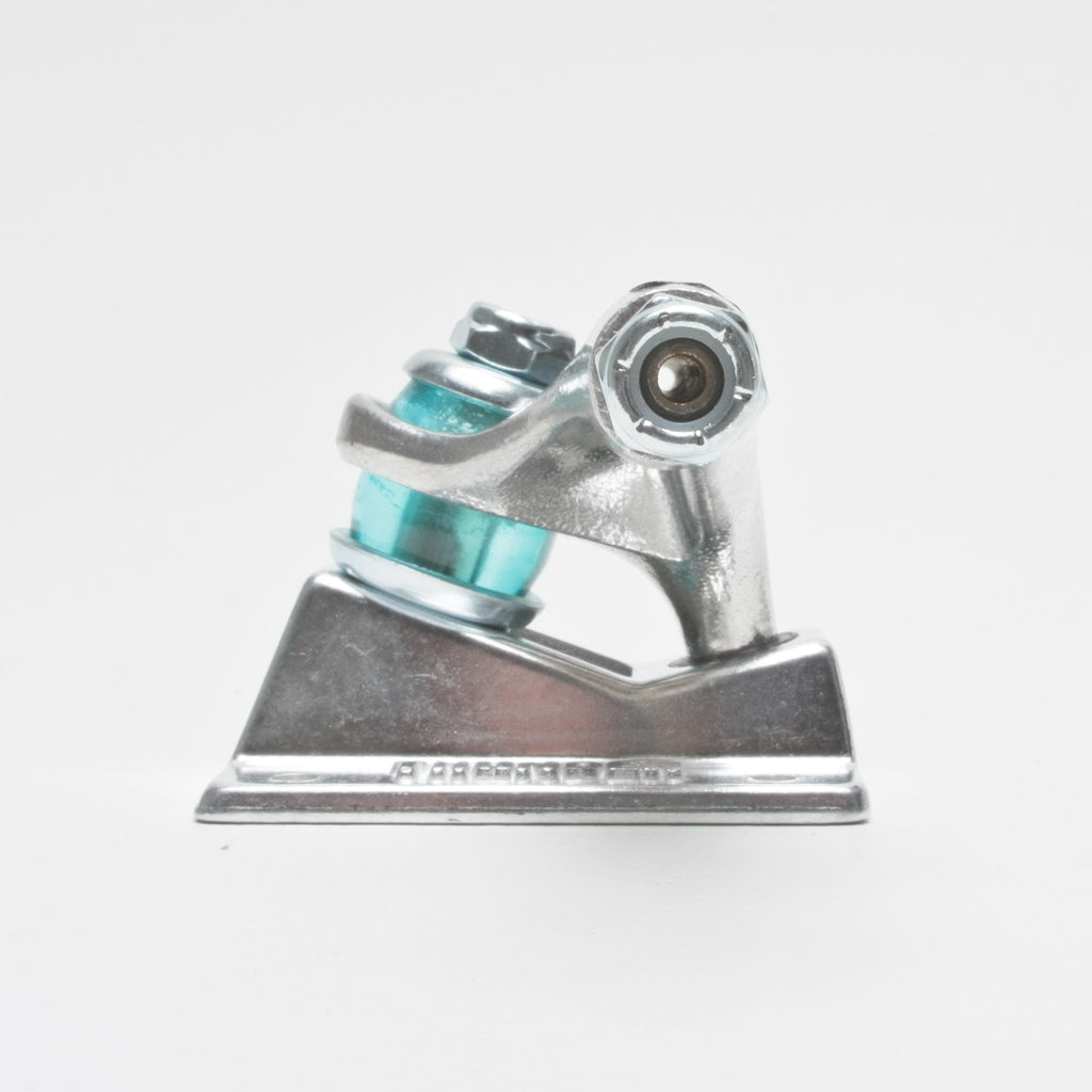 Thunder 147 Hollow Lights Polished II Trucks - Forged Baseplate
