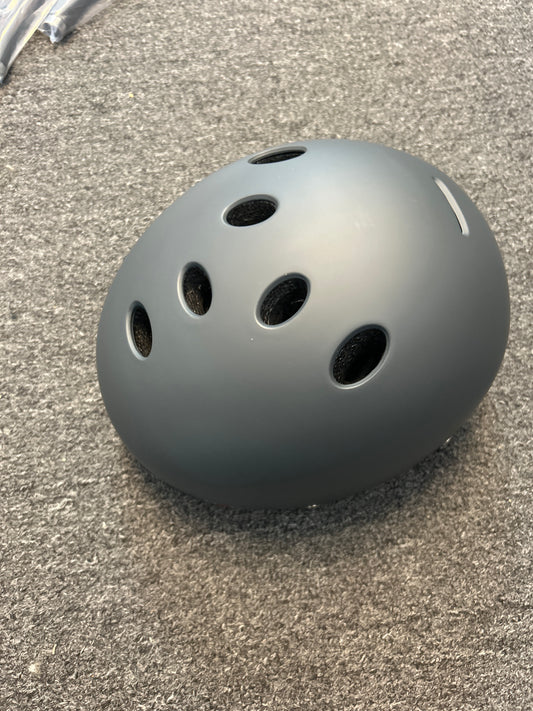 Triple Eight S/M helmet Gotham matte gunmetal