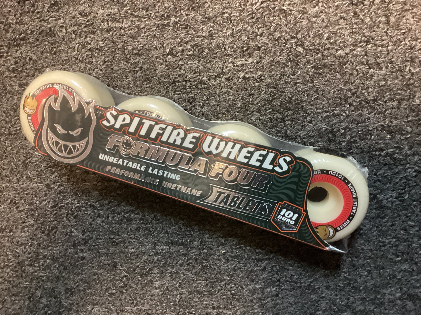Spitfire skateboard 52mm wheels F4 Tablets 101A Formula Four