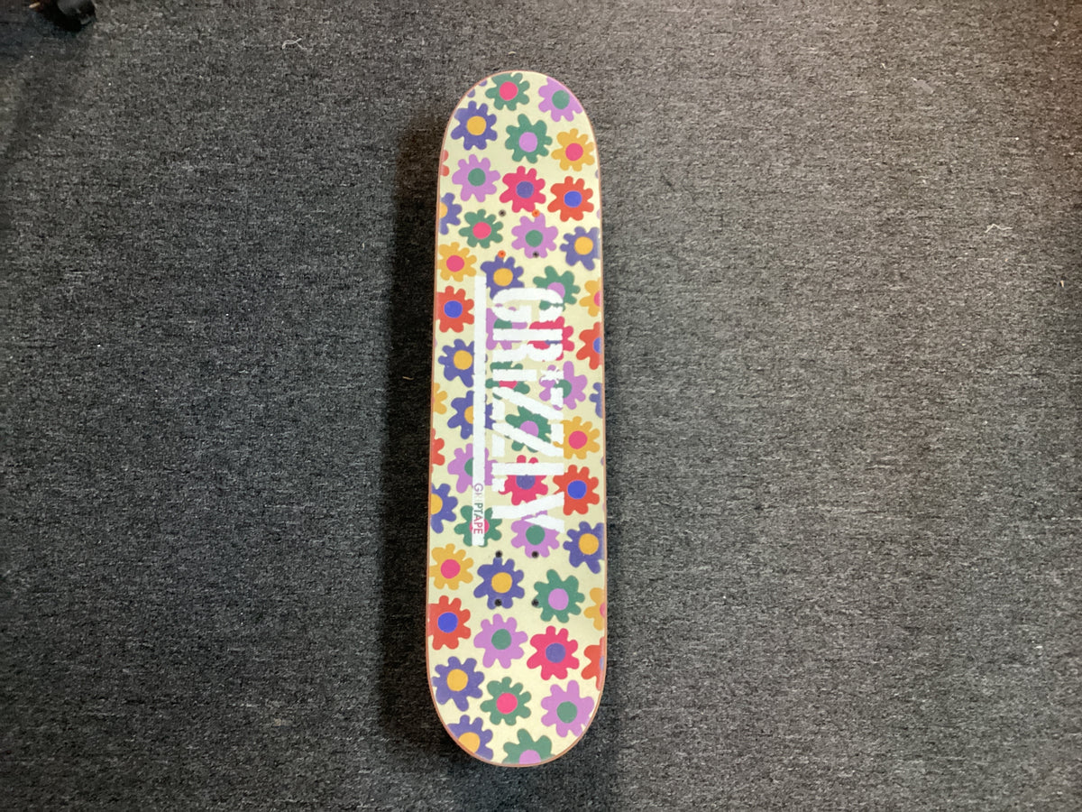 Monarch 8.0 Complete Skateboard