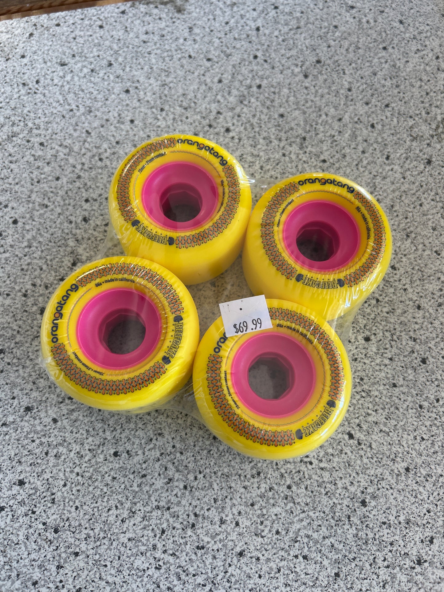 Orangatang 73mm Wheels Beefcake yellow pink