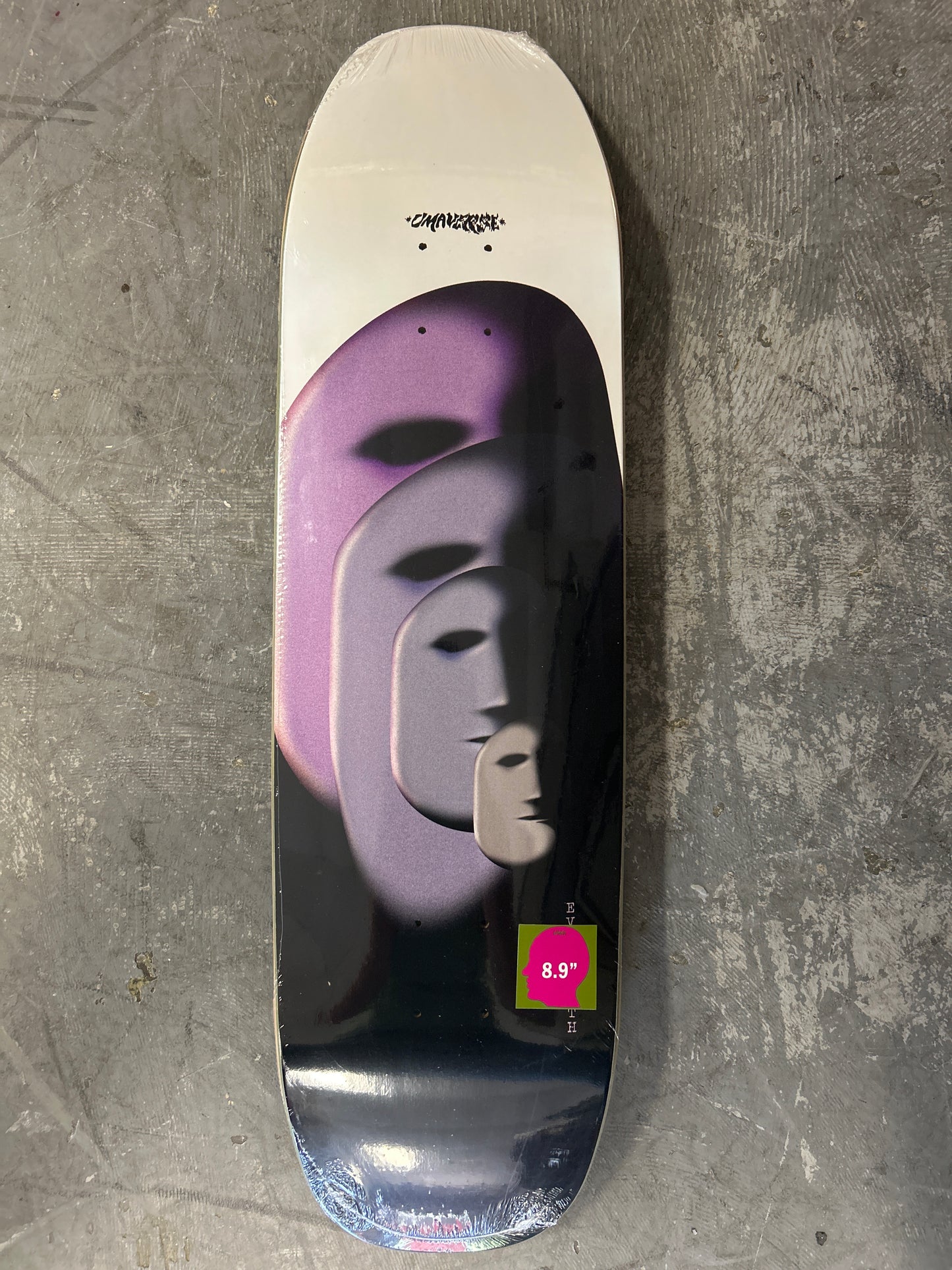 Umaverse 8.9 Evan Smith Faces on Fark Shaped Deck