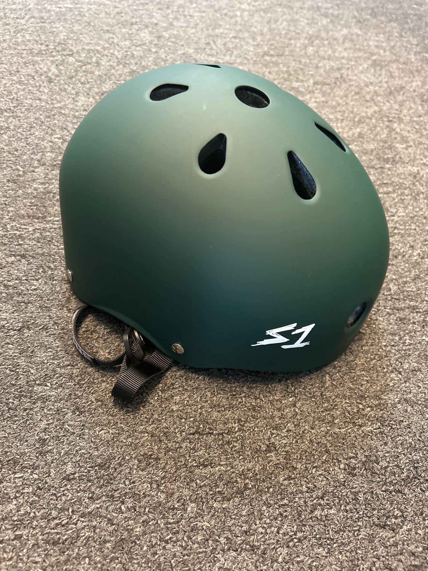 S1 S Helmet dark green small