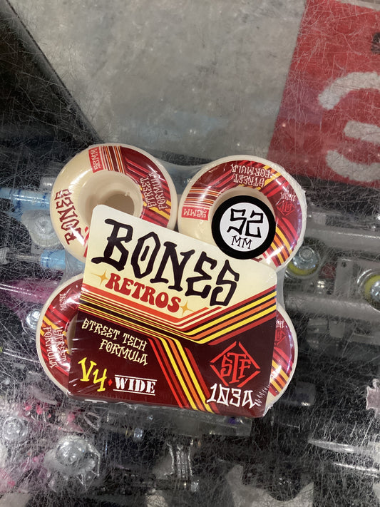 Bones Retro v4 52mm