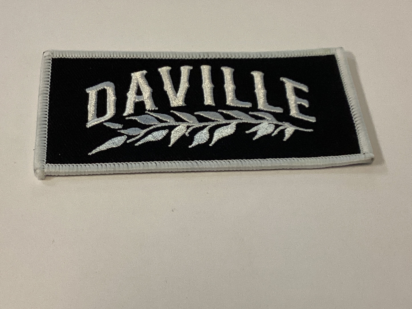 Daville Patch Leaf 4”x2”