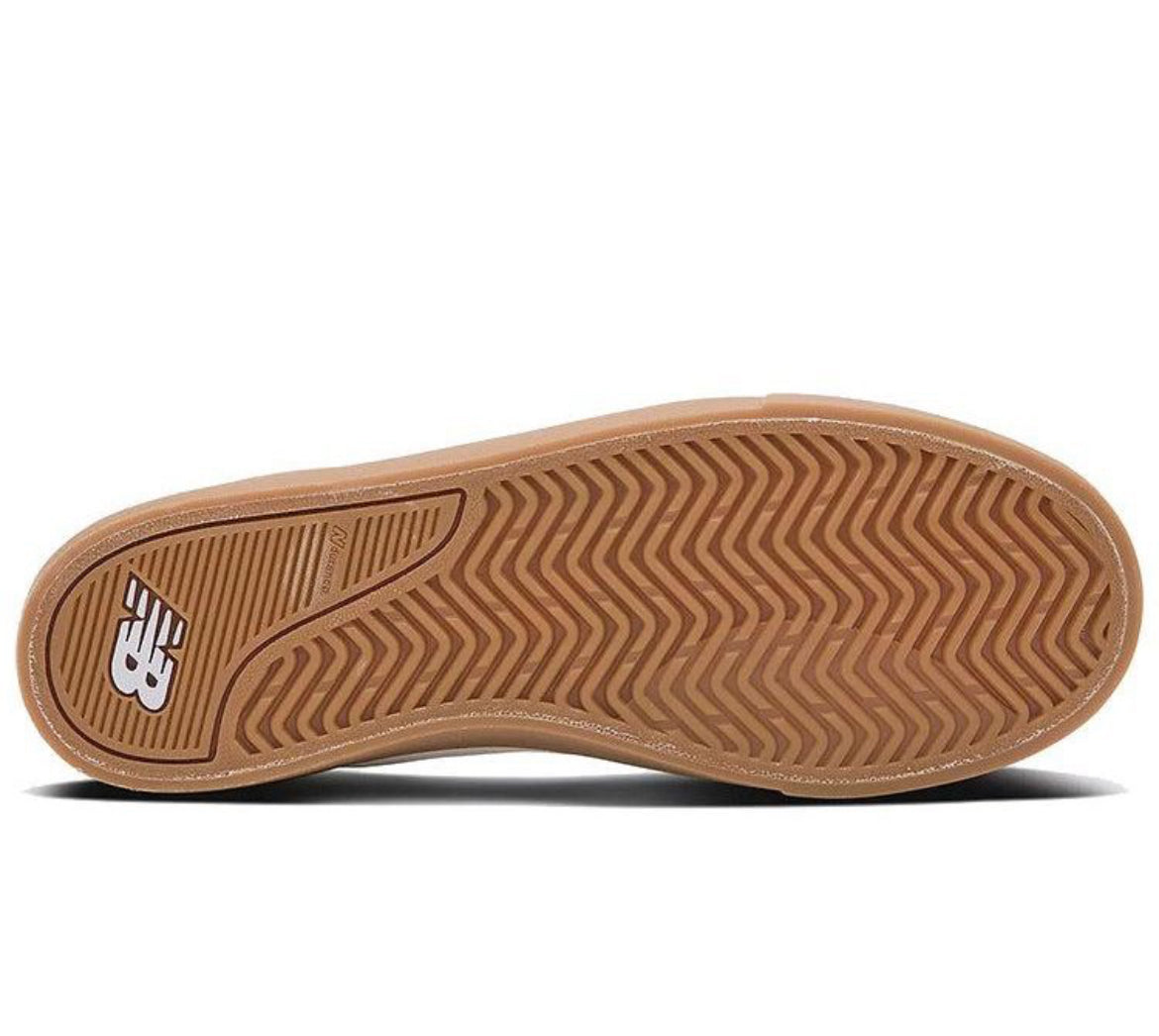 New Balance Numeric 22 Skate Shoes Leather White/Gum