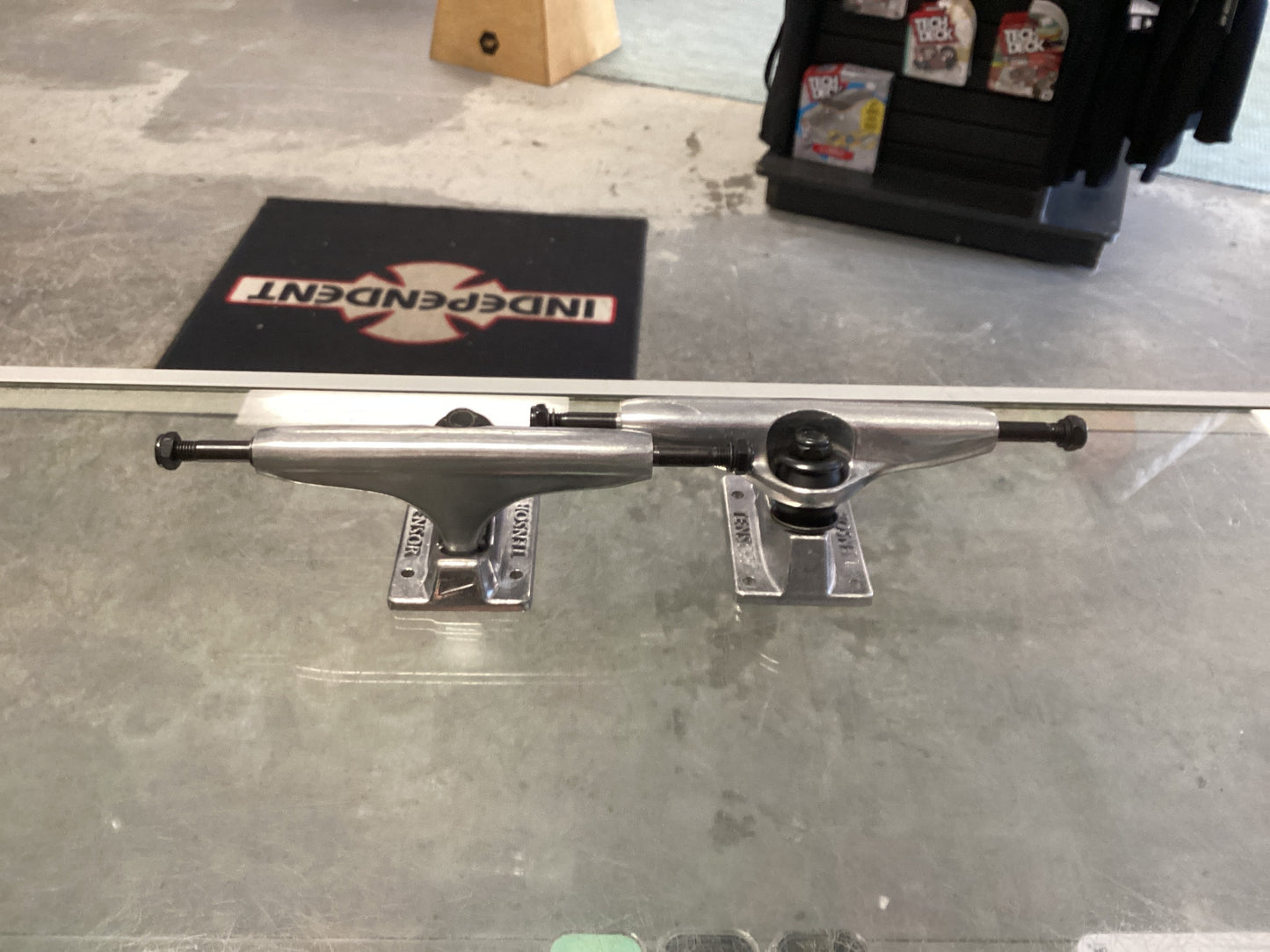 Tensor Alloy Trucks Raw