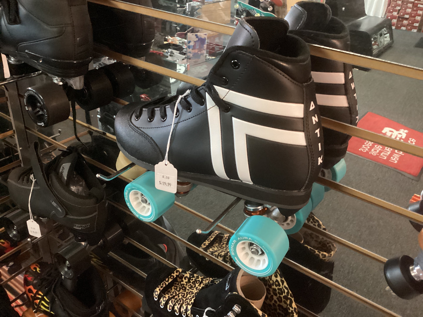 Antik Skate Boots roller skates Skyhawk black size 8