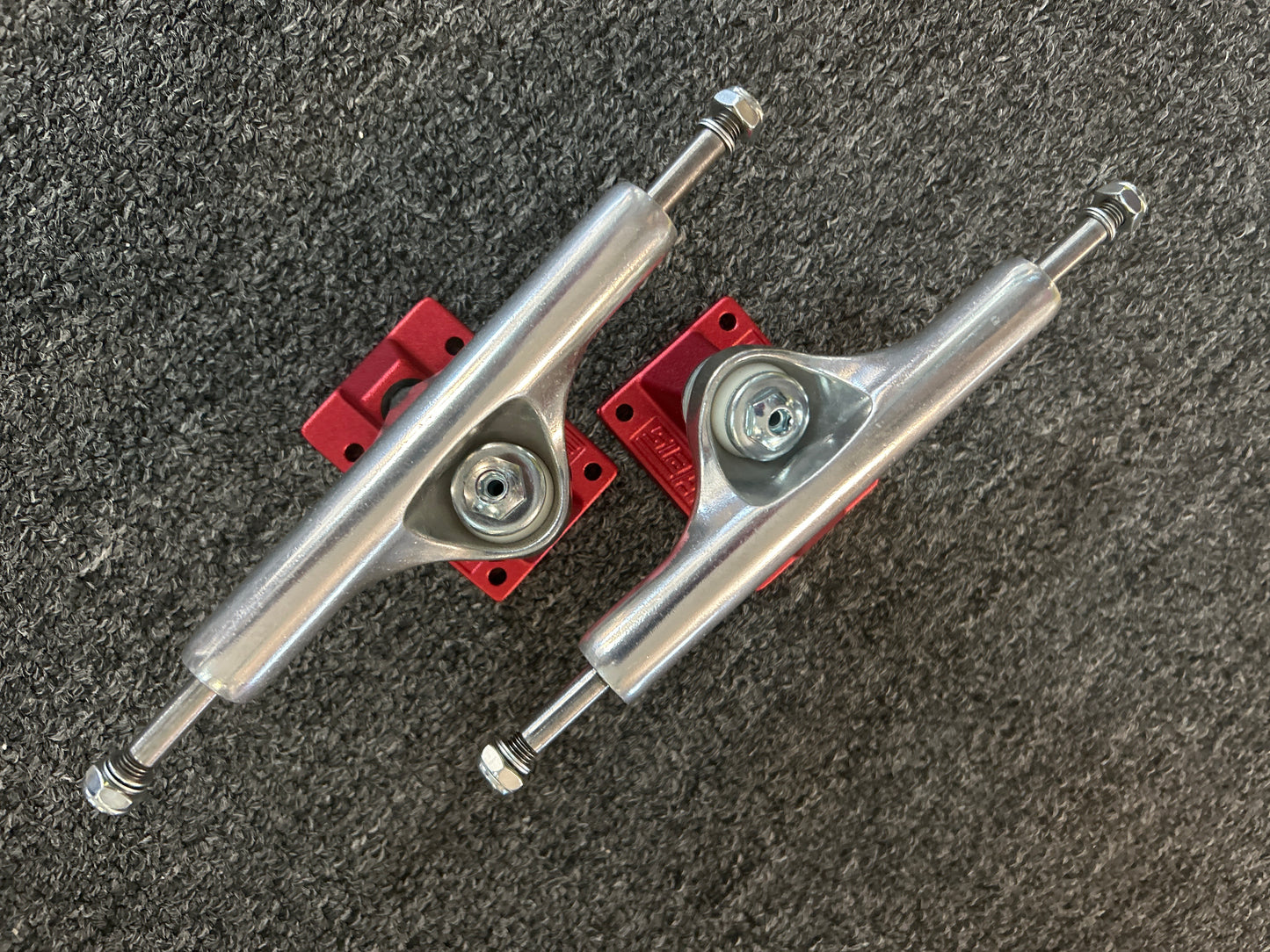 Slappy 8.5 ST1 Inverted Light Polished/Red