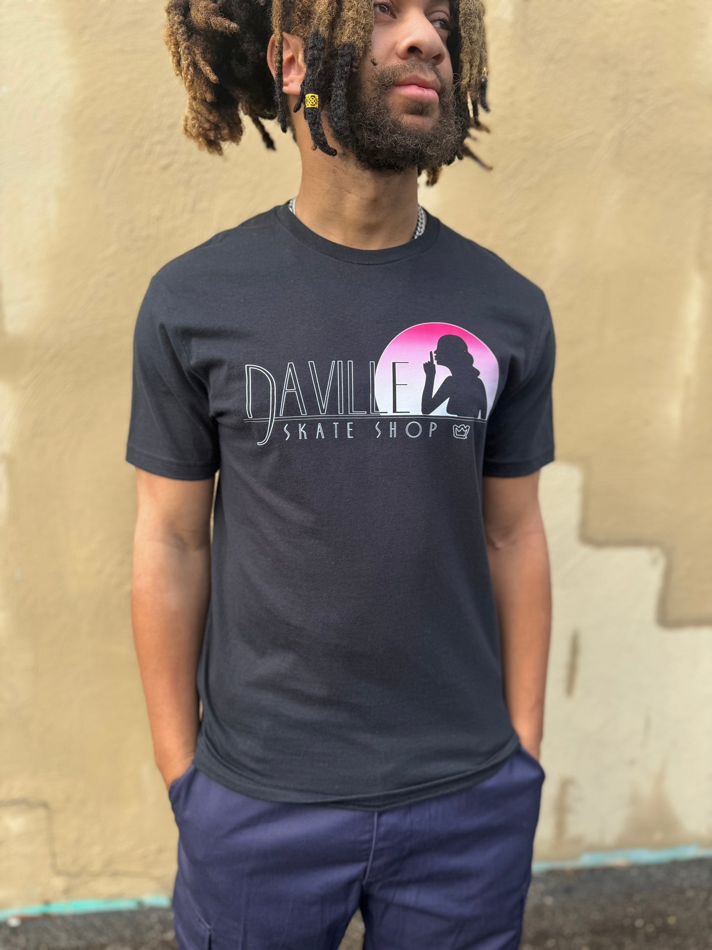 Daville Secrets Tee Shirt Black