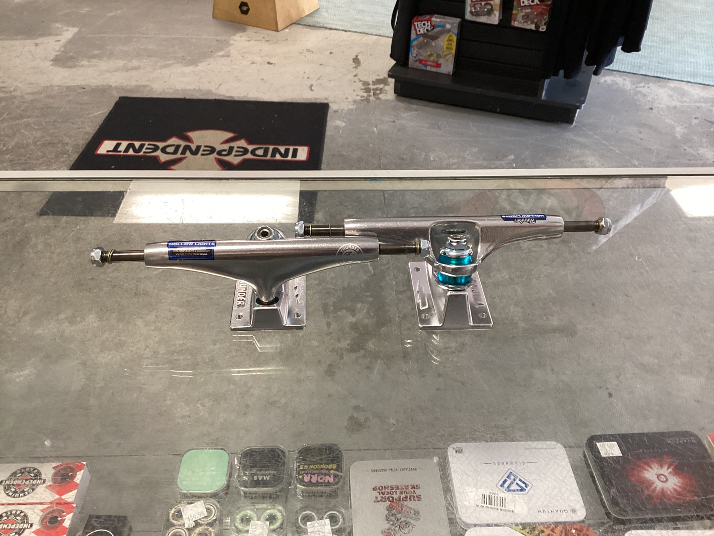Thunder Hollow Light Polished II Trucks