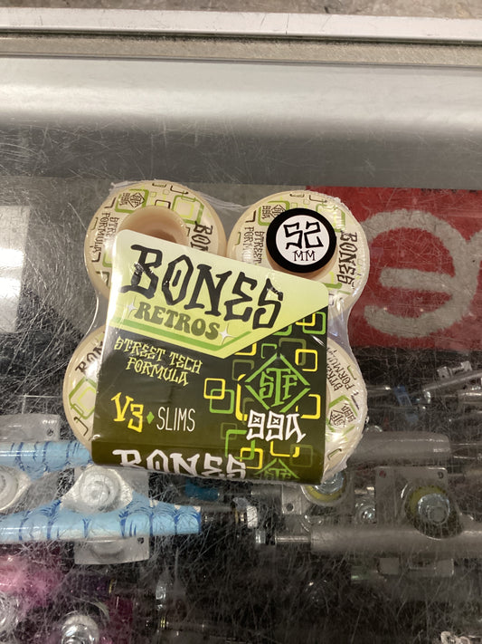 Bones Retro V3 Slims 52mm