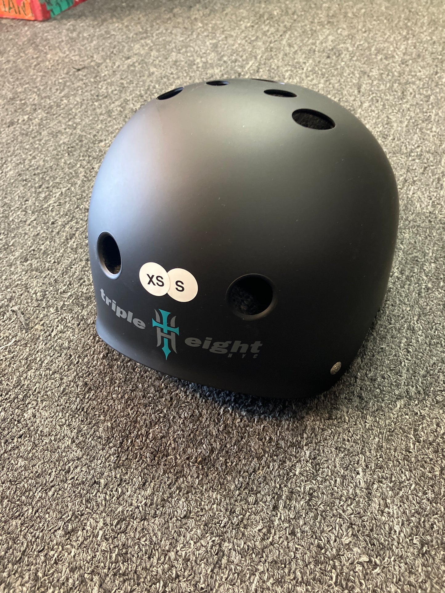 Triple eight helmet XS/S Hawk pro black