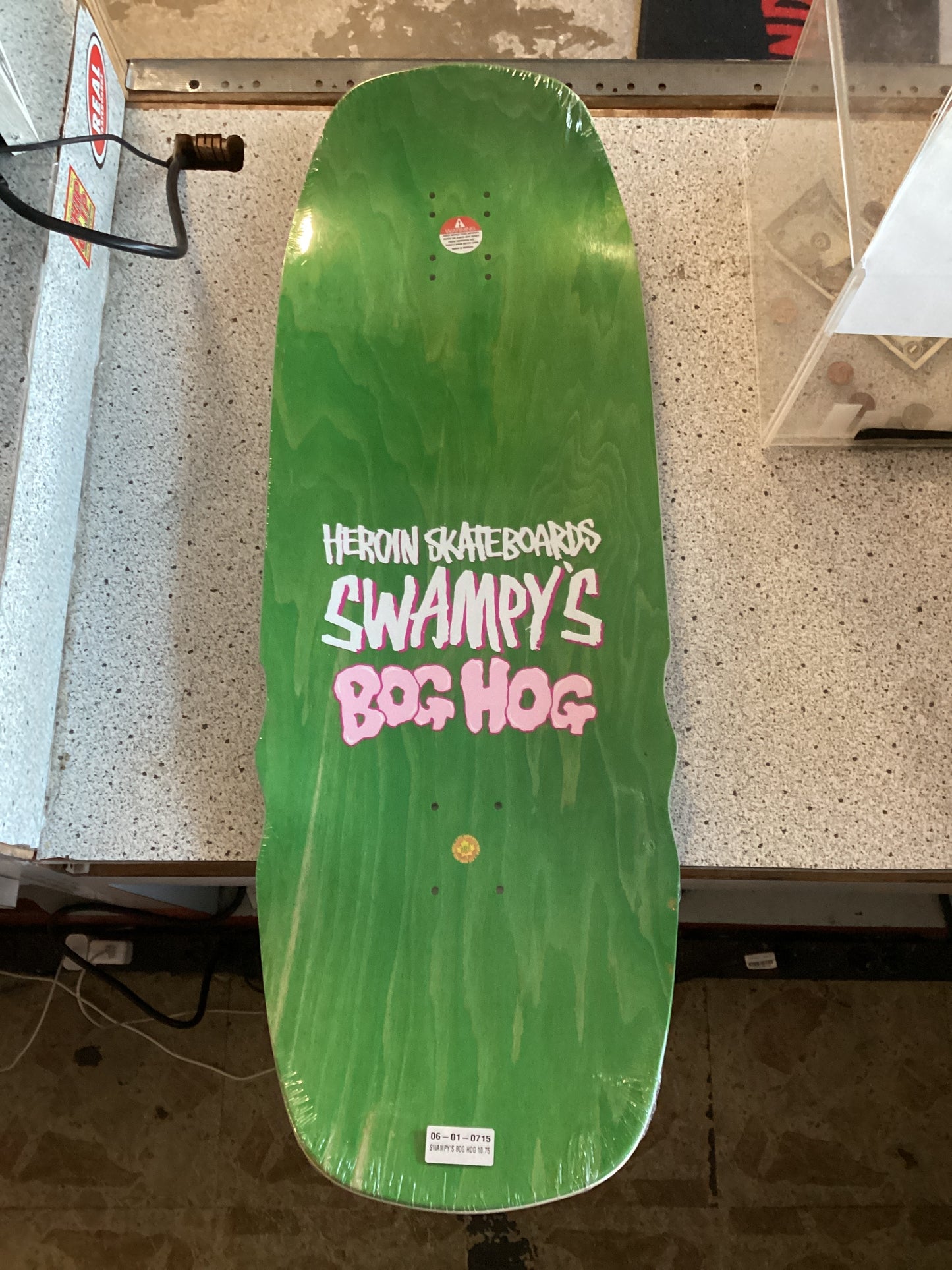 Heroin Swampy Bog Hog Deck 10.75”