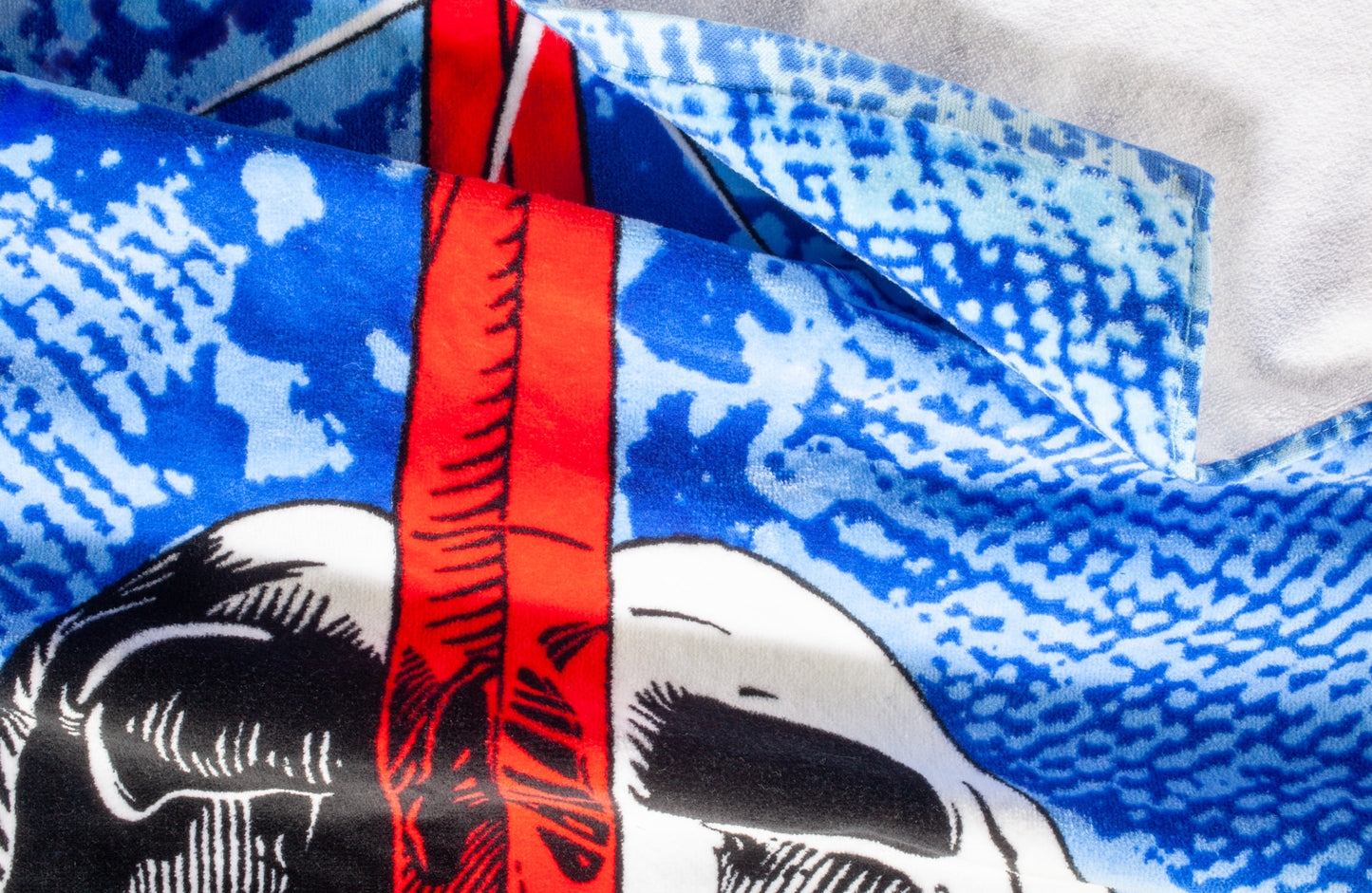Powell Peralta big beach towel Skull & Sword Blue Fade
