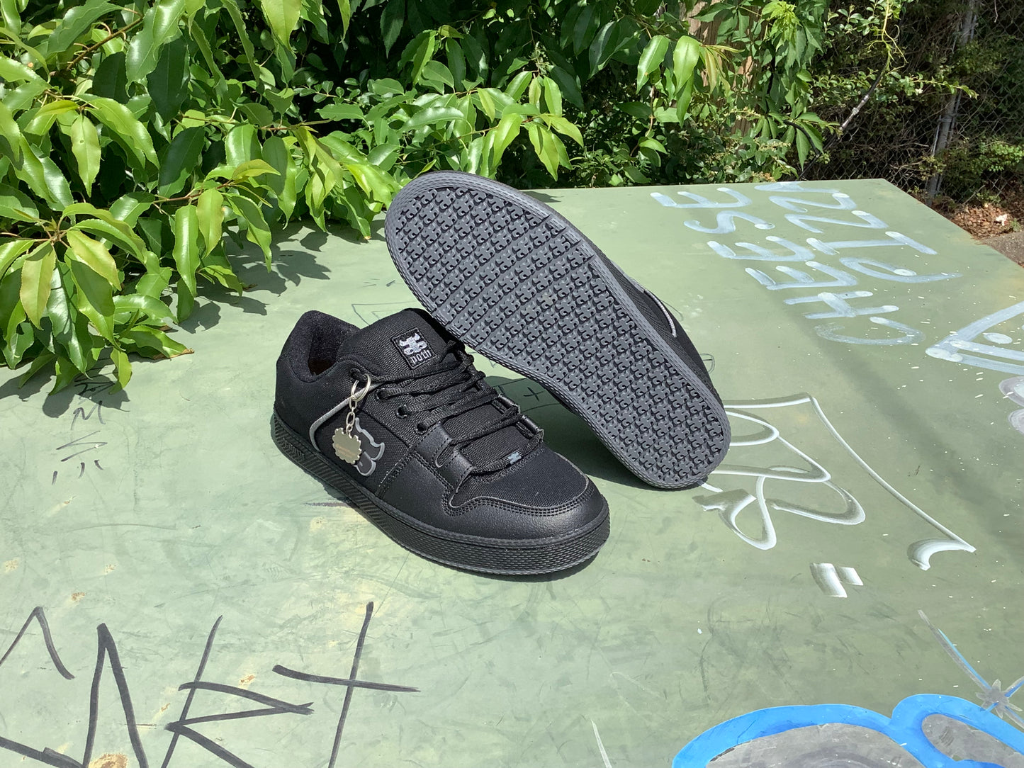 Ipath CRICKET BLACK WAXED HEMP & SYNTHETIC shoes