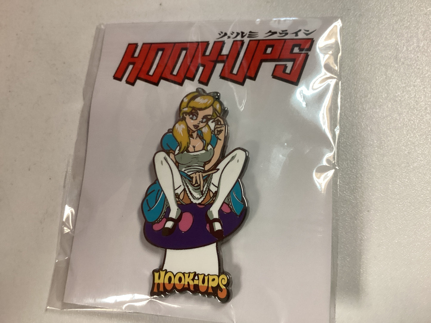 Hookups metal pin Alice