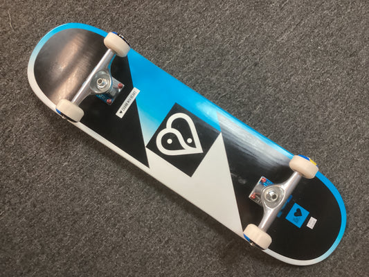 Heart Supply Impact Complete 8.25 Chann Pro with Tensor aluminum trucks