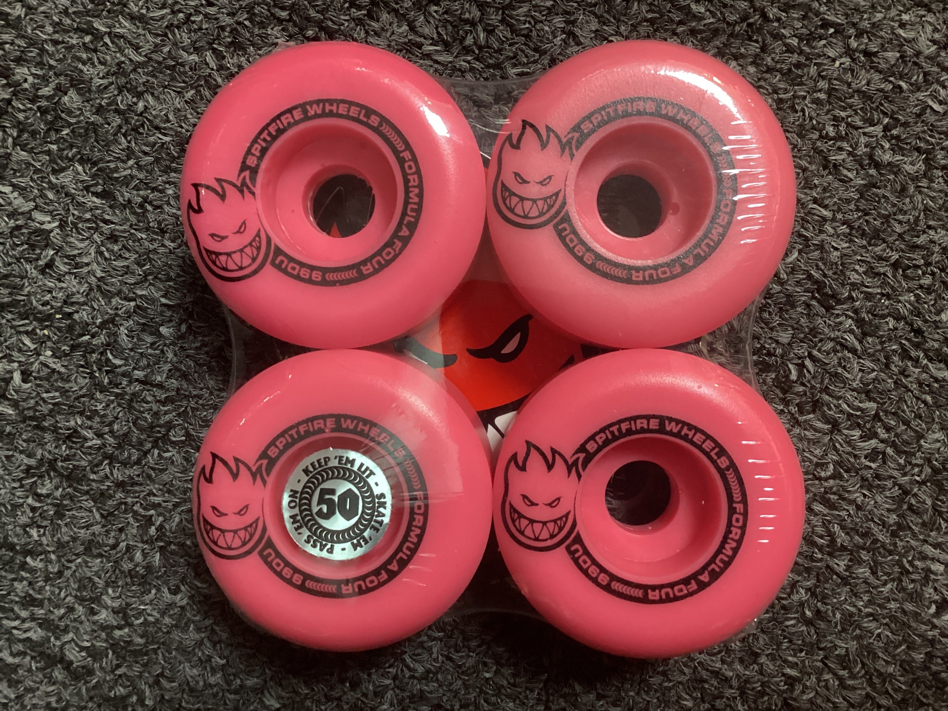 Spitfire 50mm wheels Tablets smokies pink 99A – Daville Skate Shop