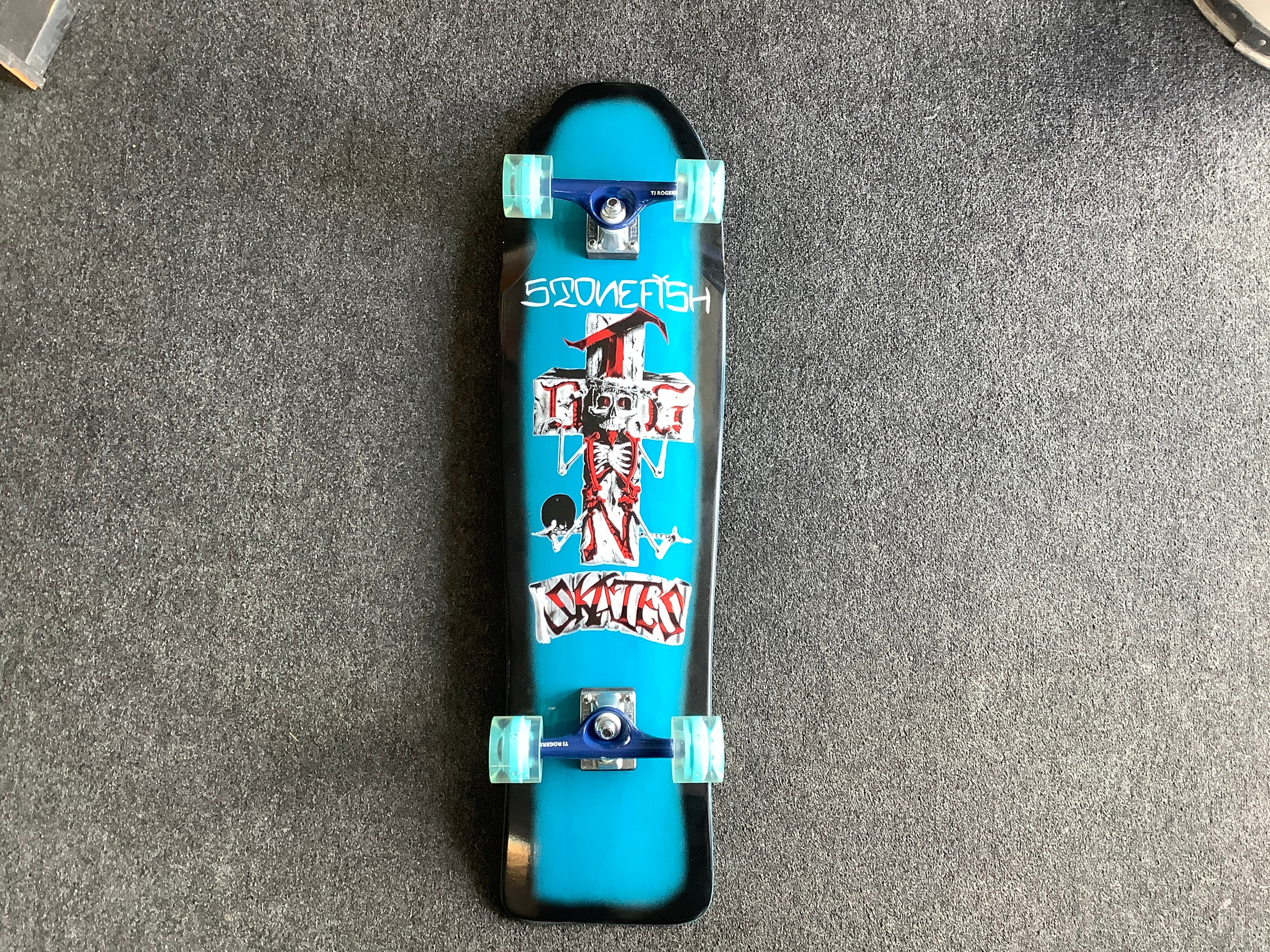 Dogtown Stonefish Longboard Complete Skateboard 9.5” – Daville