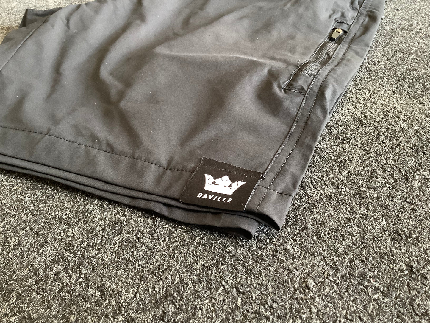 Daville Shorts