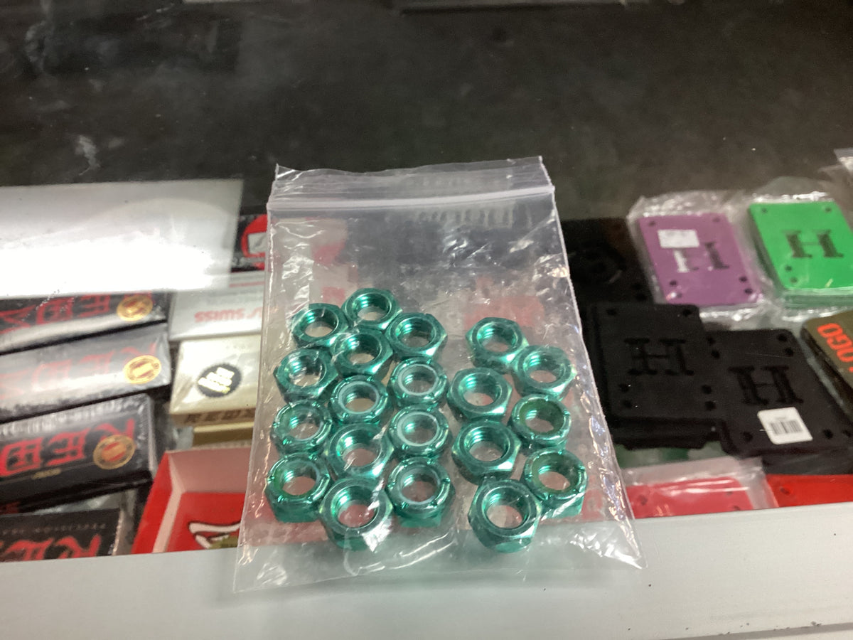 Axle Nut Green 8mm (skateboards & roller skates $1 per nut)