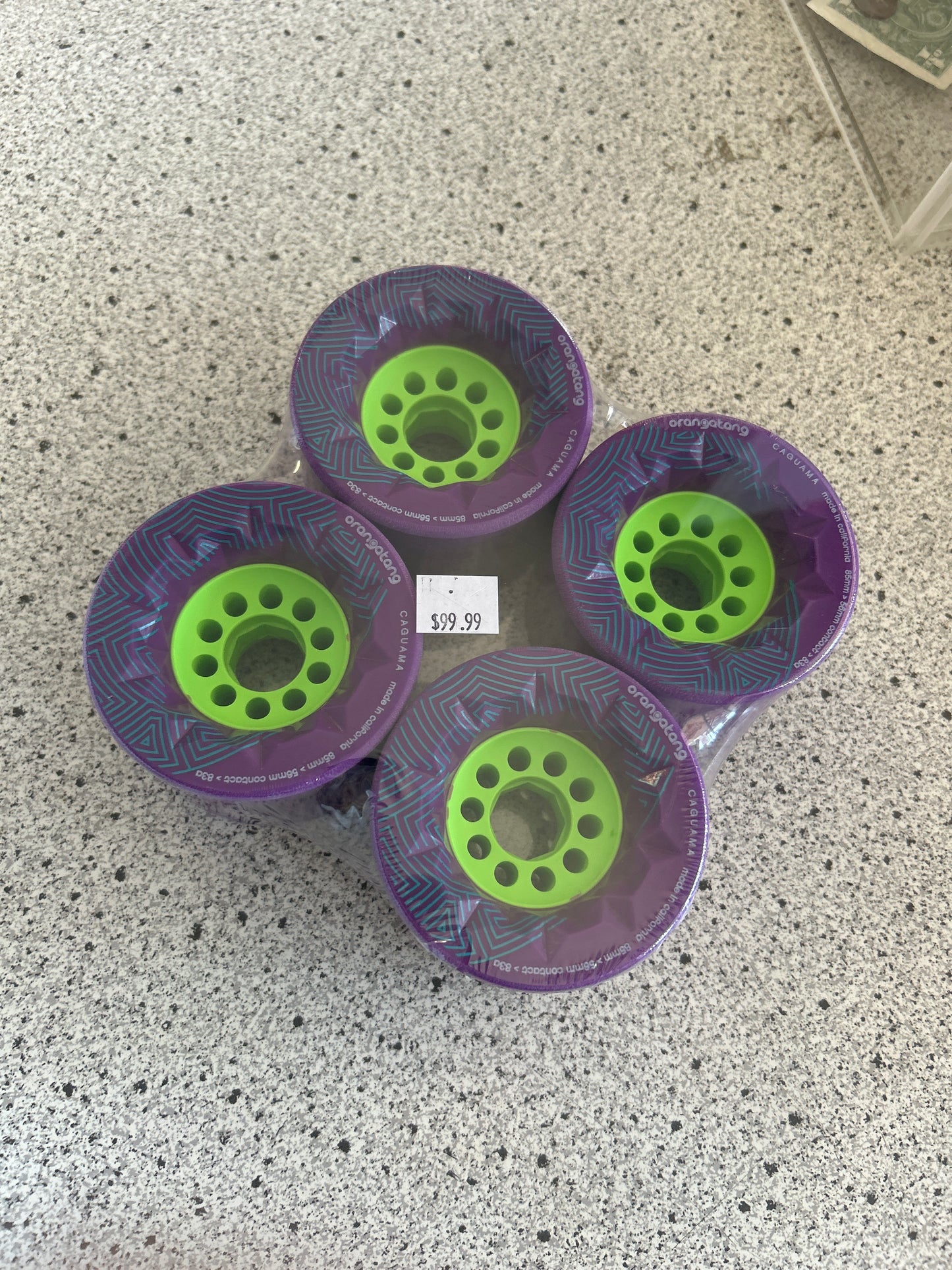 Orangatang 85mm wheels Caguama purple green