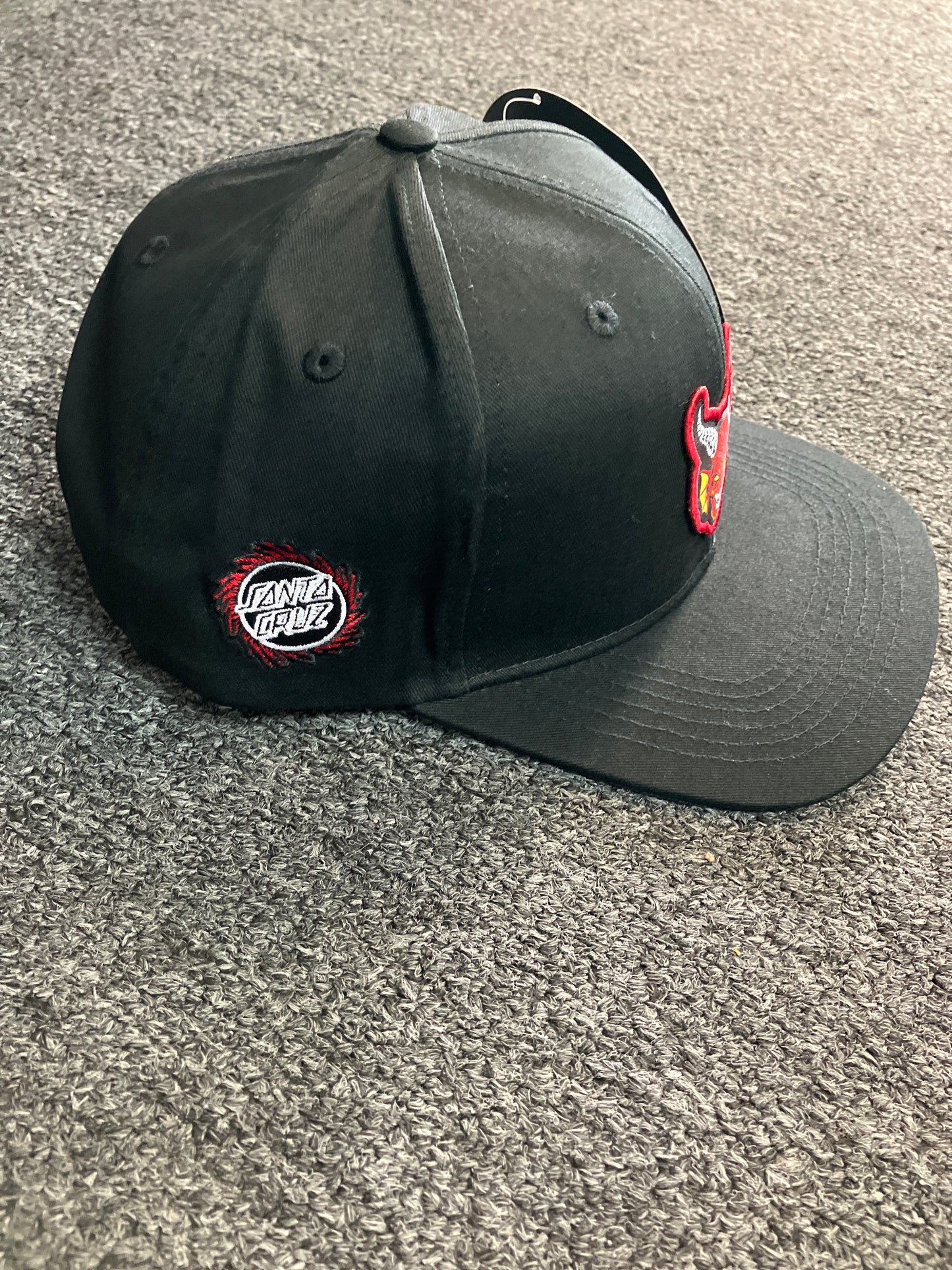 Santa Cruz X Stranger Things hat SnapBack Hellfire Club black