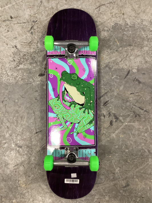 Birdhouse Complete 8.25