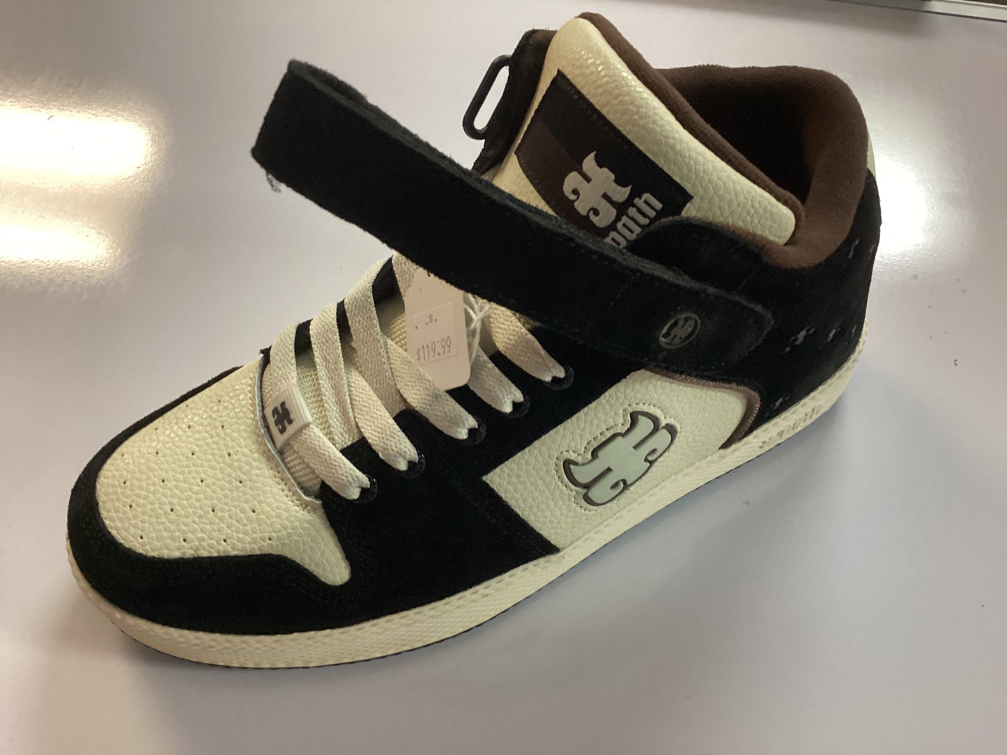Ipath skateboard shoes GRASSHOPPER BLACK SUEDE & CREAM