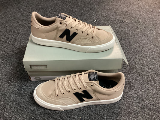 NB 212 light Brown size 9.5
