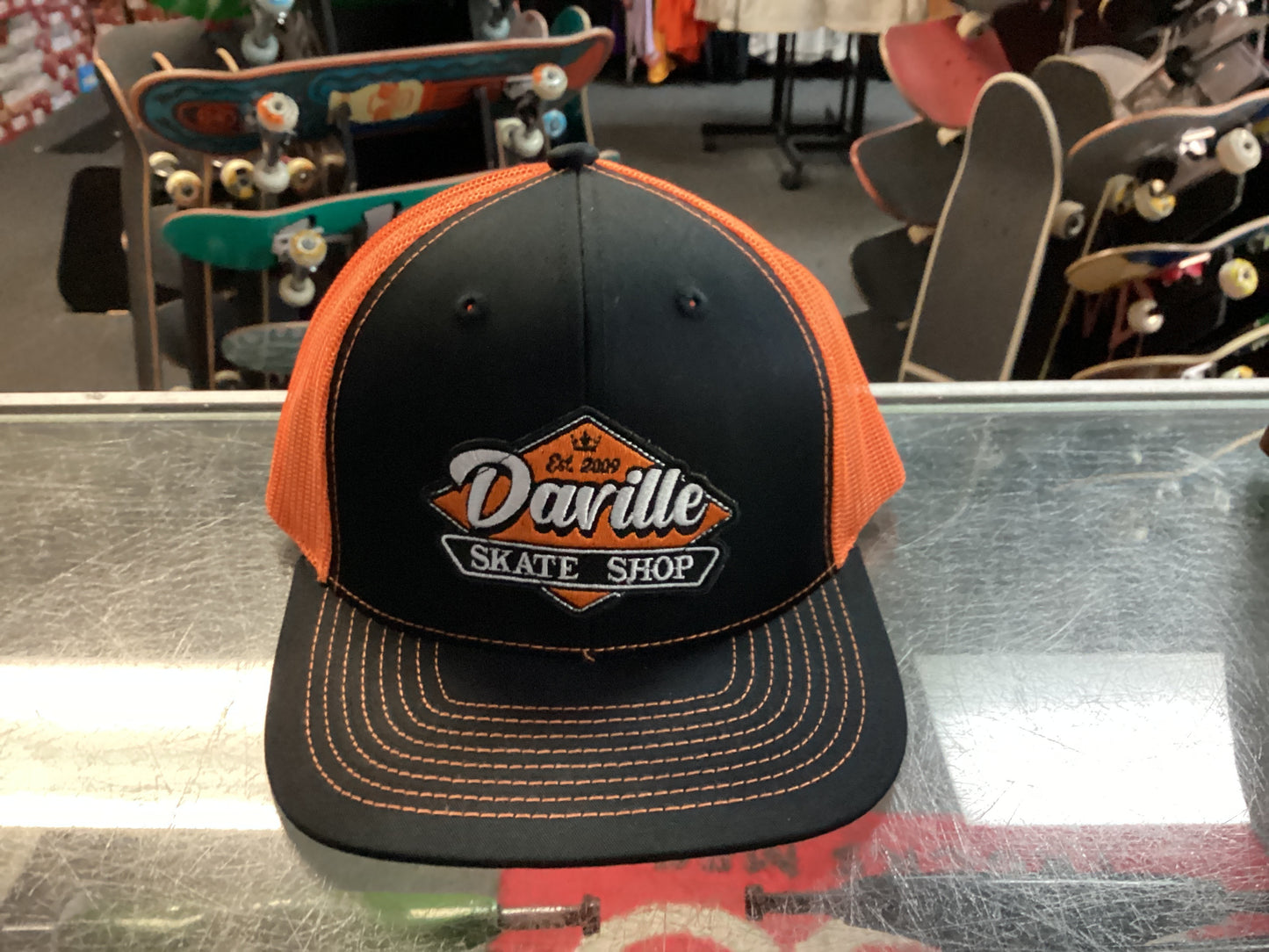 Daville trucker hat snapback diamond logo black/orange