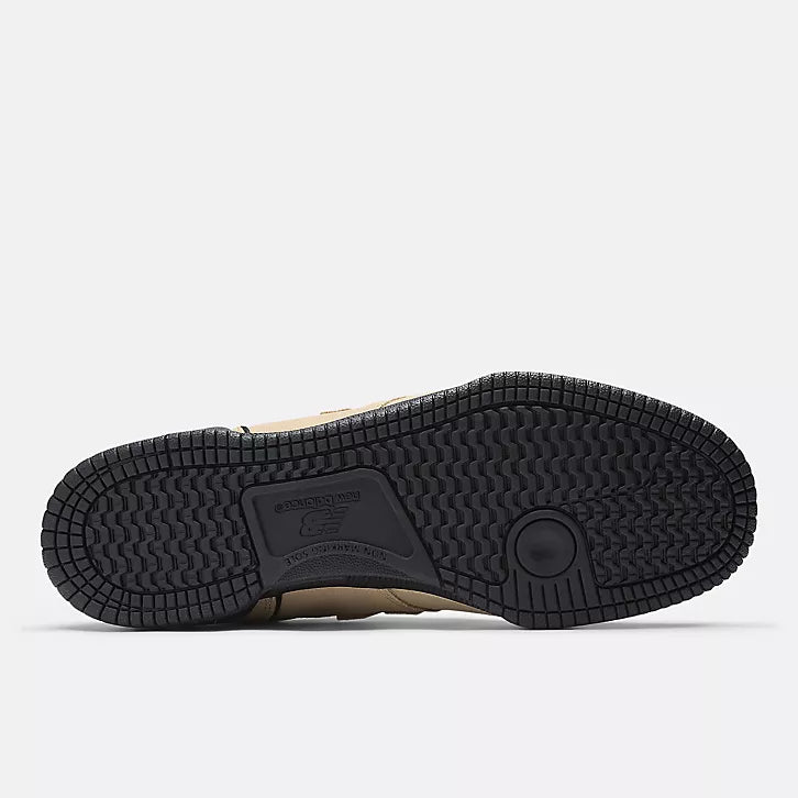 New Balance Numeric Tom Knox 600 Beige/Black Shoes