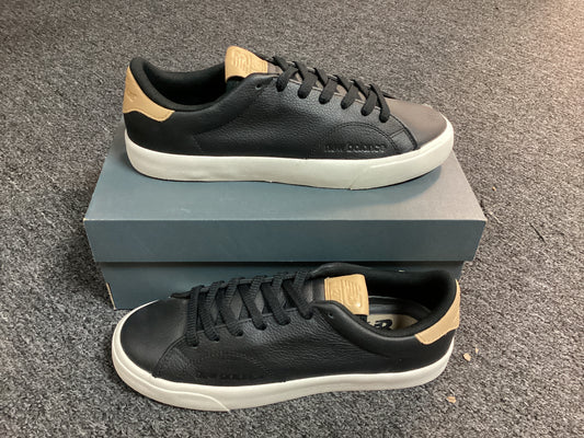 NB 210 Black leather size 8 skateboard shoes