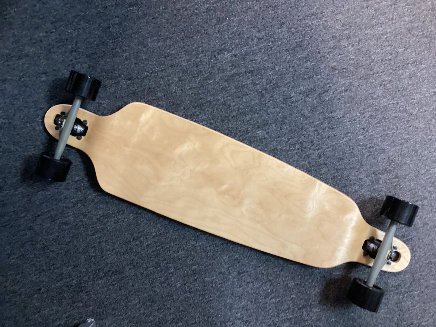 Moose Bamboo 39.5” drop down, drop thur complete Longboard skateboard