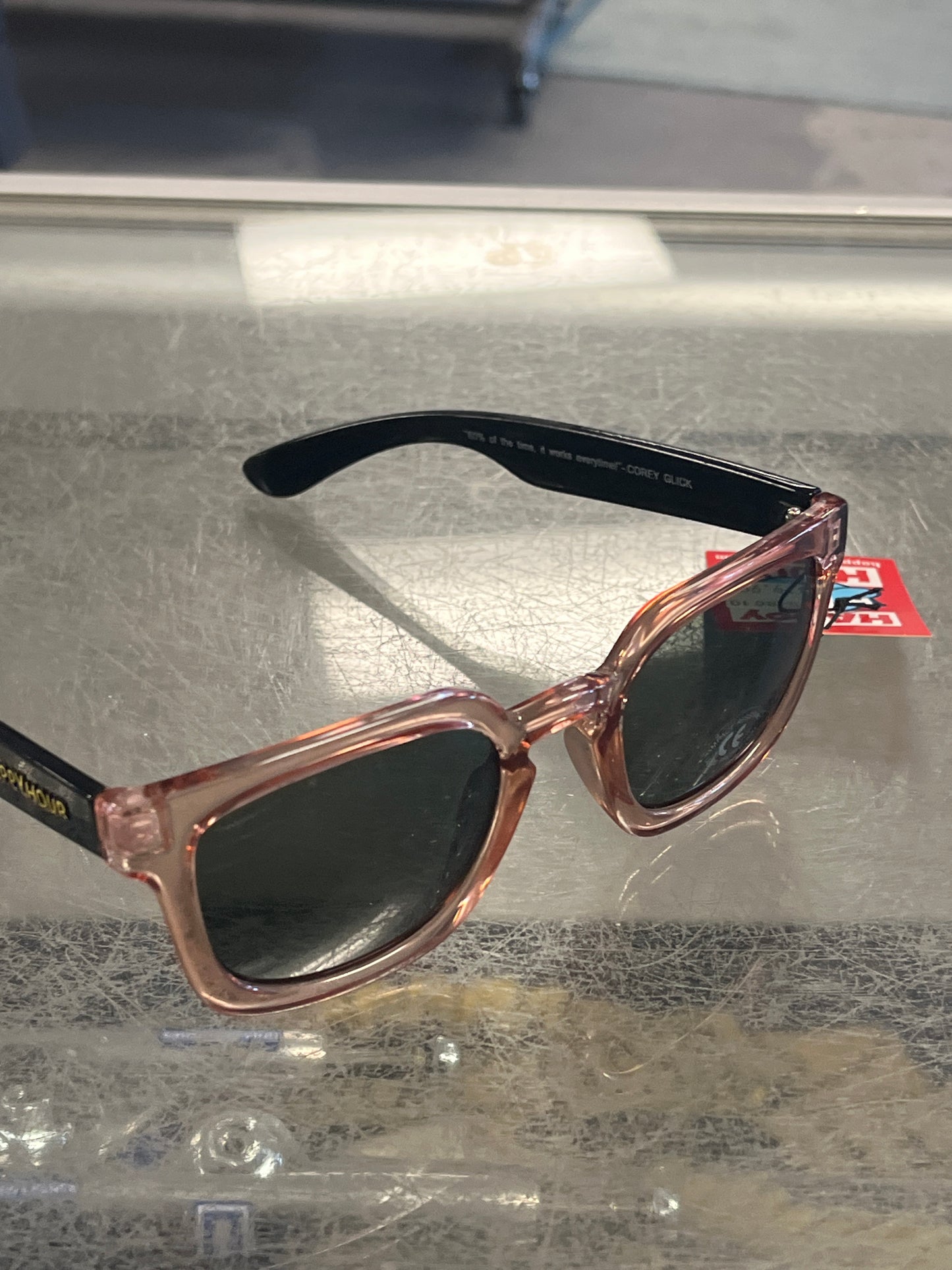 Happy Hour Wolf Pups Sunglasses clear/pink