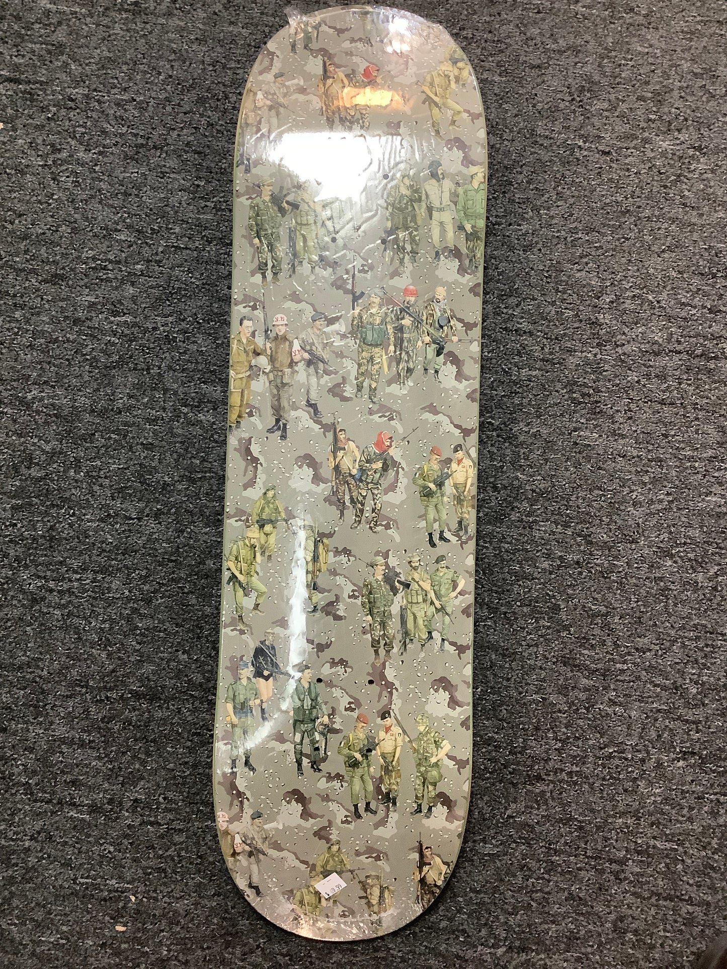 FA 8.18 Soldiers Embossed Logo Deck