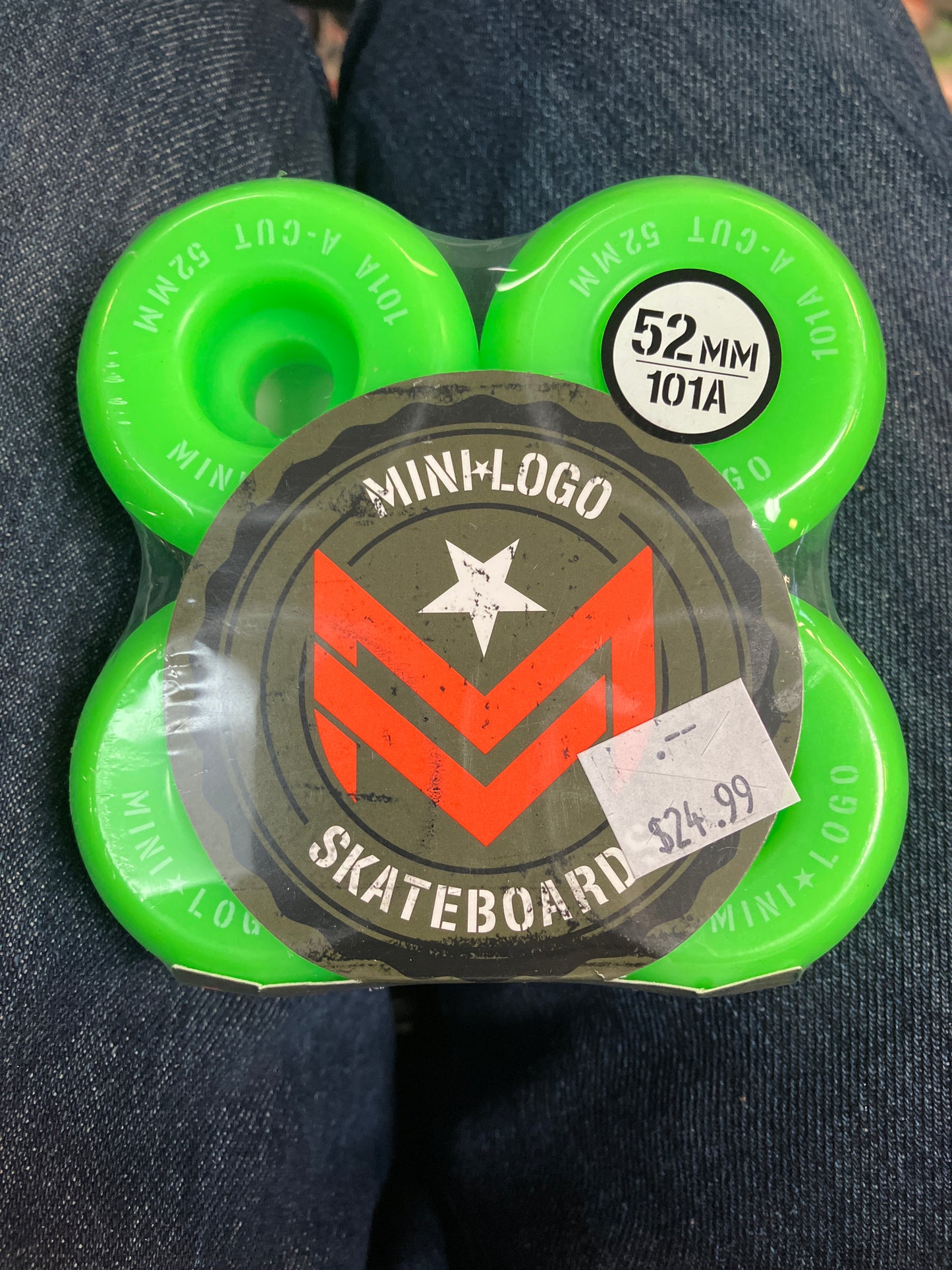 Mini Logo 52mm 101a green A-cut