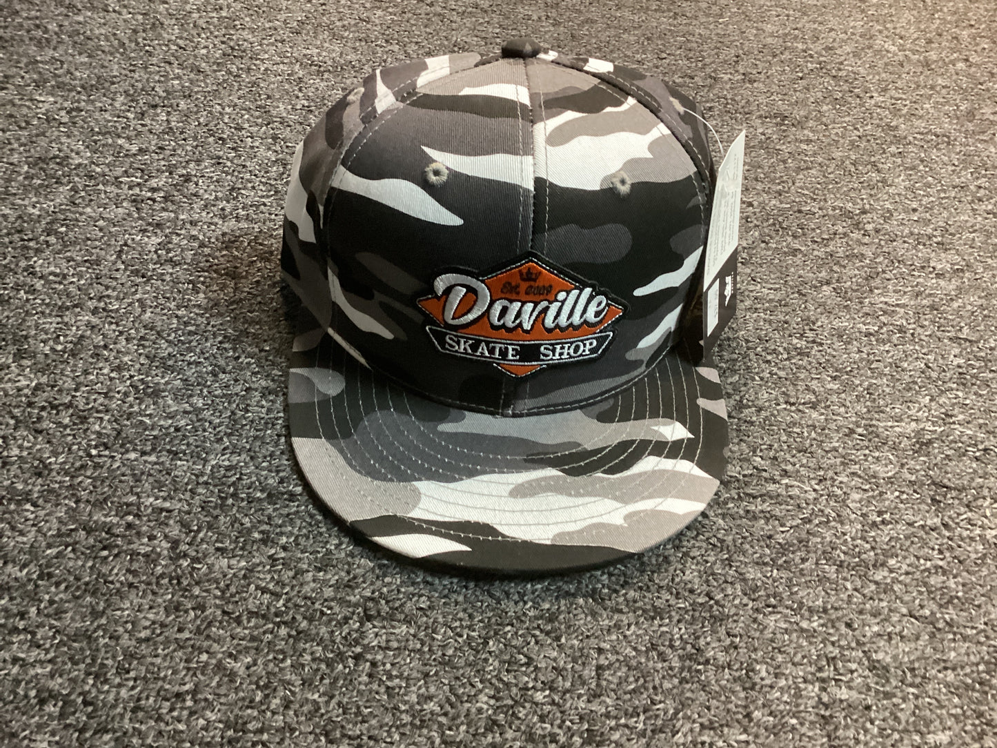 Daville hat SnapBack flat brim diner logo camo black white