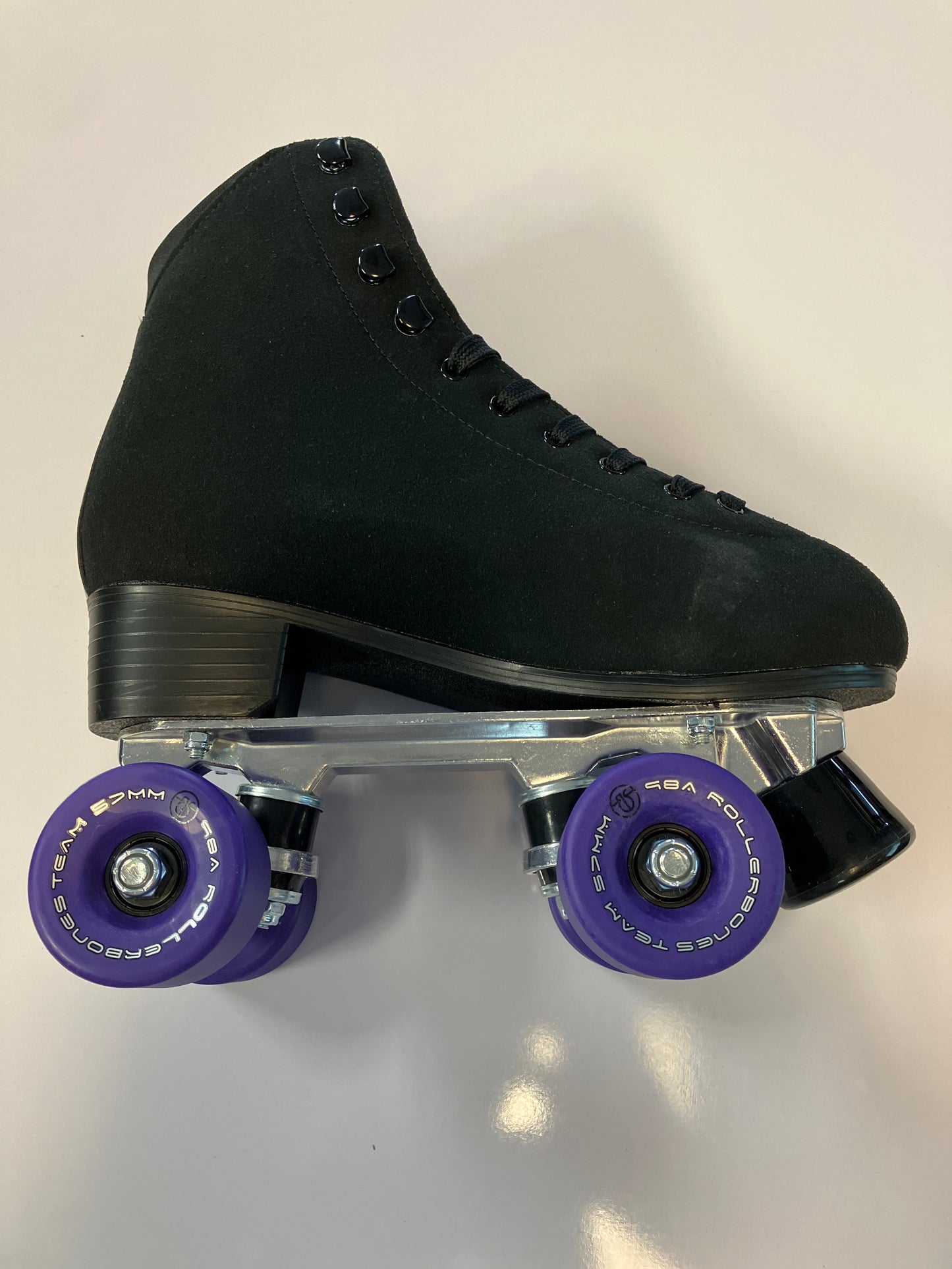 Pacer Slider Team Suede Black Skates with Purple Roller Bones 57mm 98A