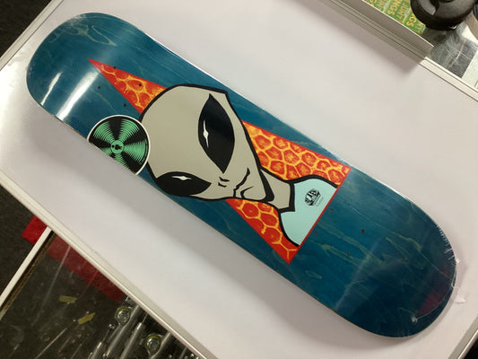 Alien Workshop 8.0 skateboard deck VISITOR